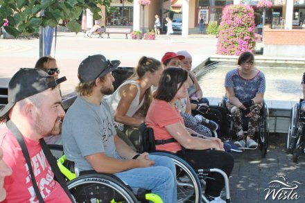 Burmistrz Wisły z uczestnikami warsztatów